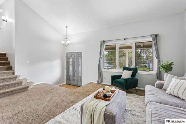2822 O'Shea Drive, Lincoln, NE 68516