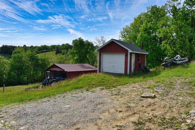 287 Logan Lick Road, Winchester, KY 40391