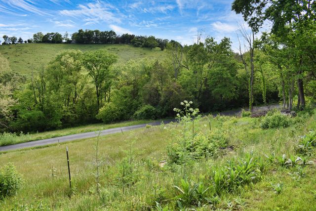 287 Logan Lick Road, Winchester, KY 40391