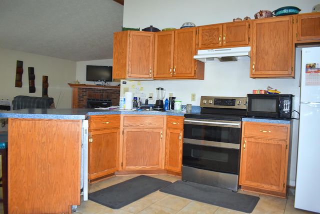 287 Logan Lick Road, Winchester, KY 40391