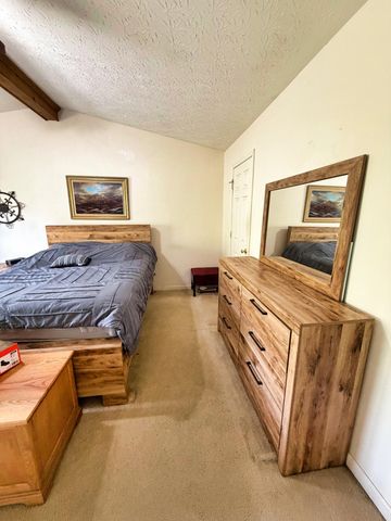 287 Logan Lick Road, Winchester, KY 40391