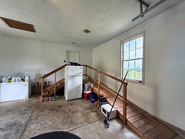 287 Logan Lick Road, Winchester, KY 40391
