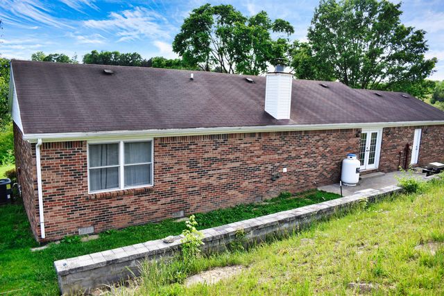 287 Logan Lick Road, Winchester, KY 40391