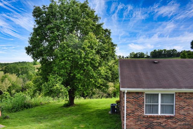 287 Logan Lick Road, Winchester, KY 40391