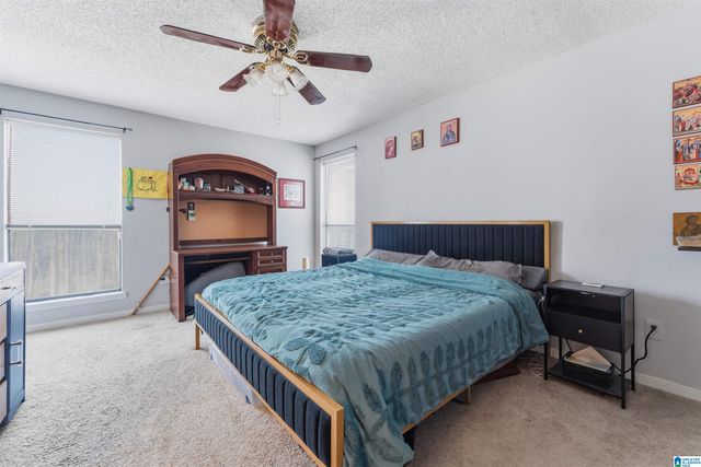 1403 Gables Dr, Hoover, AL 35244