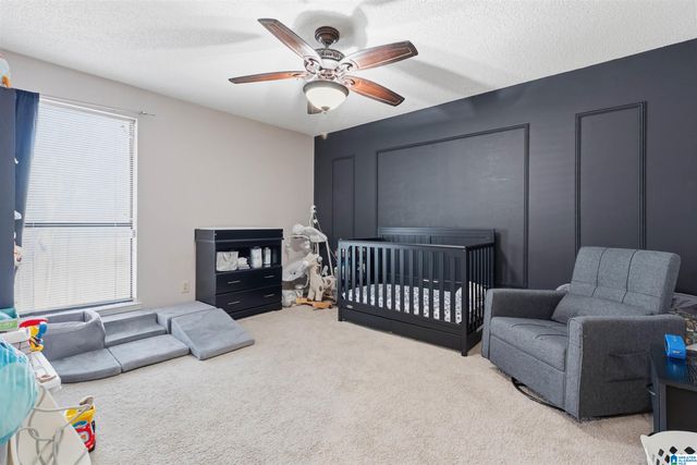 1403 Gables Dr, Hoover, AL 35244