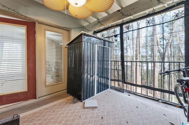 1403 Gables Dr, Hoover, AL 35244