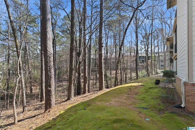 1403 Gables Dr, Hoover, AL 35244