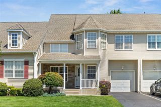54 Meadow Pond Circle, Miller Place, NY 11764