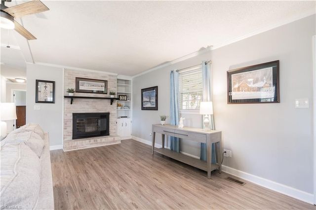 1401 Lambs Lane, Kernersville, NC 27284