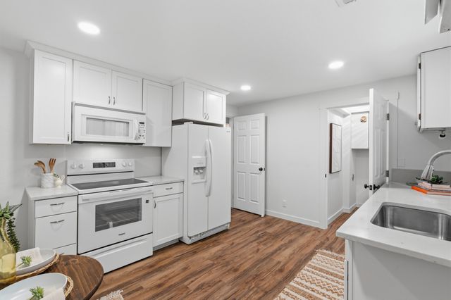 1441 NW B Street, Grants Pass, OR 97526
