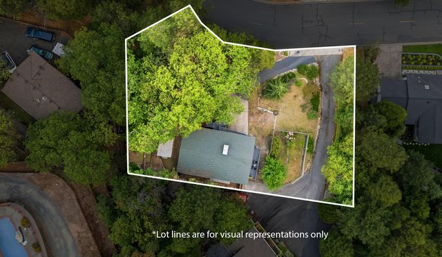 1441 NW B Street, Grants Pass, OR 97526