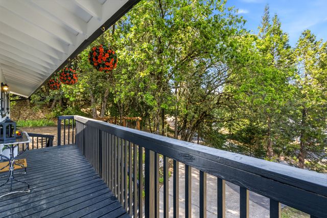 1441 NW B Street, Grants Pass, OR 97526