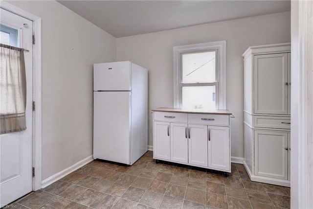 107 Roland DR, Hampton, VA 23669