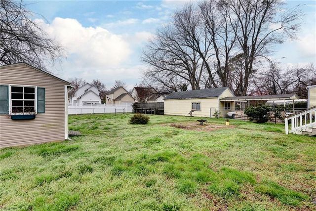 107 Roland DR, Hampton, VA 23669