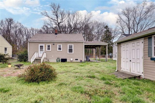 107 Roland DR, Hampton, VA 23669