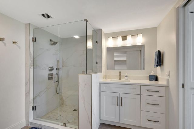 501 S Seas Drive 202, Jupiter, FL 33477