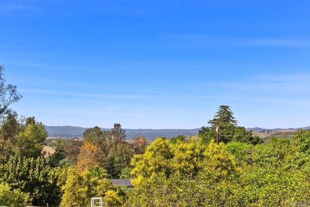 2394 Vista Grande, Vista, CA 92084