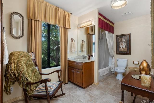 2394 Vista Grande, Vista, CA 92084