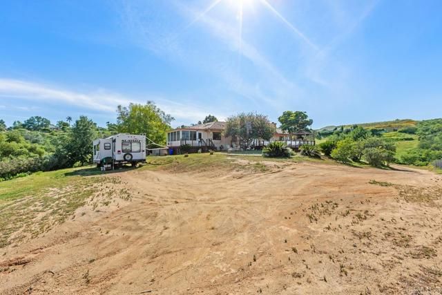 2394 Vista Grande, Vista, CA 92084