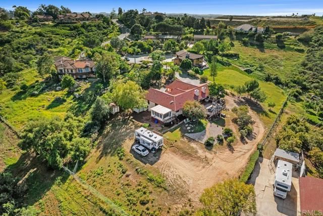 2394 Vista Grande, Vista, CA 92084