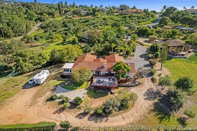 2394 Vista Grande, Vista, CA 92084