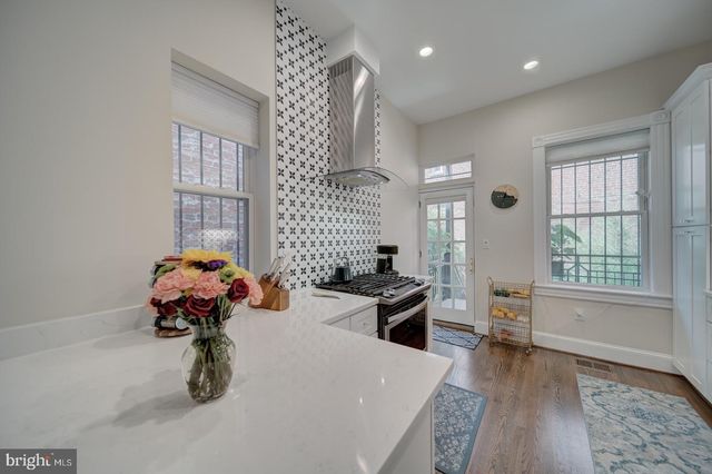 1842 NORTH CAPITOL ST NW, Washington, DC 20002