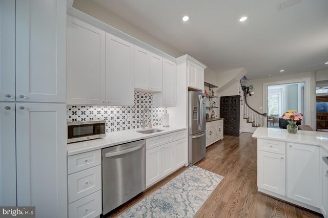 1842 NORTH CAPITOL ST NW, Washington, DC 20002