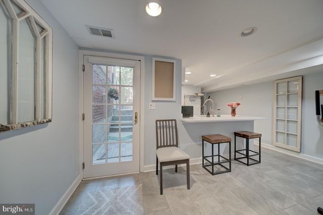 1842 NORTH CAPITOL ST NW, Washington, DC 20002