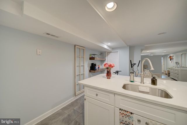 1842 NORTH CAPITOL ST NW, Washington, DC 20002