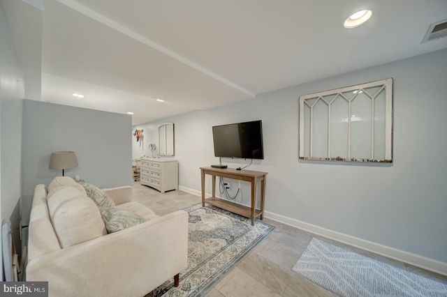 1842 NORTH CAPITOL ST NW, Washington, DC 20002