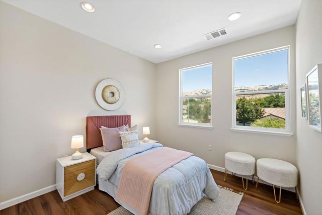 3035 Ruby Avenue, San Jose, CA 95135