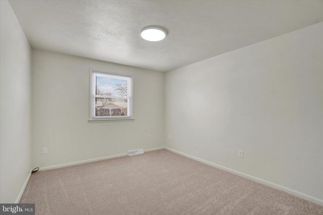 1975 NORMANDIE DR, York, PA 17408