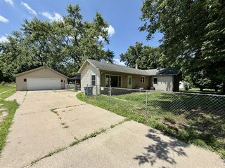 387 Waubascon Road, Battle Creek, MI 49037