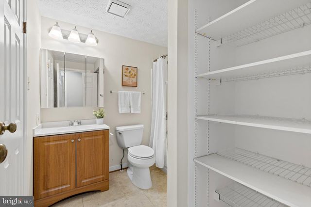 5586 HUNTING HORN DRIVE DR, Ellicott City, MD 21043