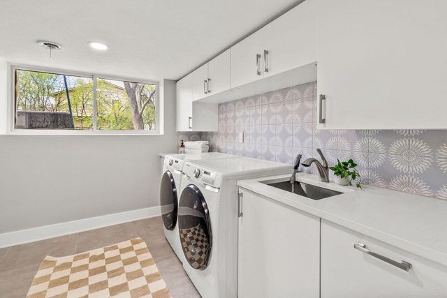 250 W Suburban COURT, Fox Point, WI 53217