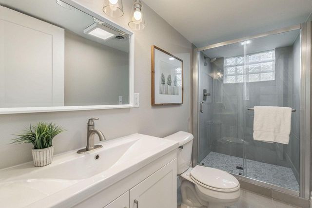 250 W Suburban COURT, Fox Point, WI 53217