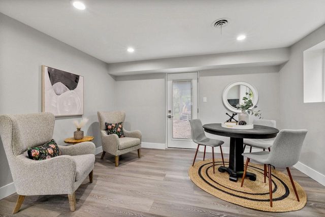 250 W Suburban COURT, Fox Point, WI 53217