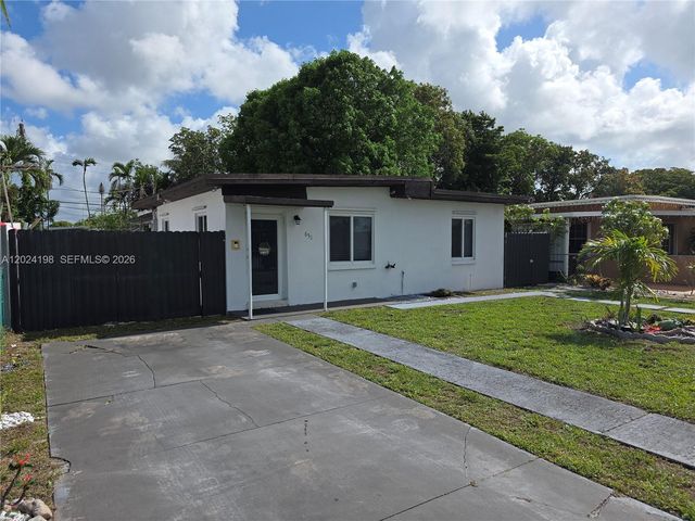 651 E 48th St, Hialeah, FL 33013
