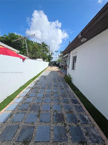 651 E 48th St, Hialeah, FL 33013