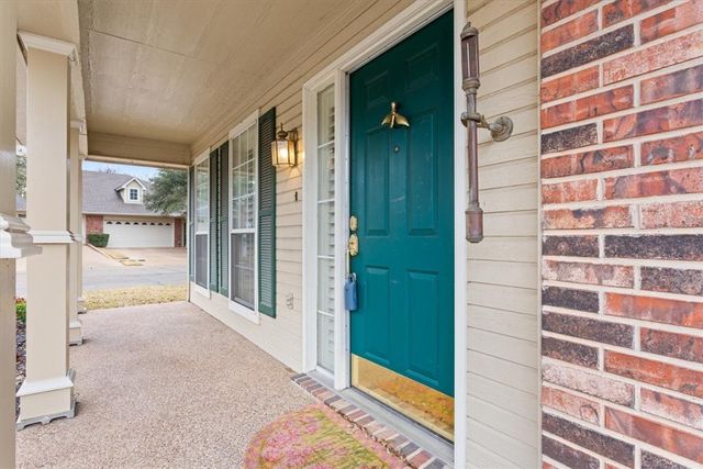 100 Village Circle, Waco, TX 76710
