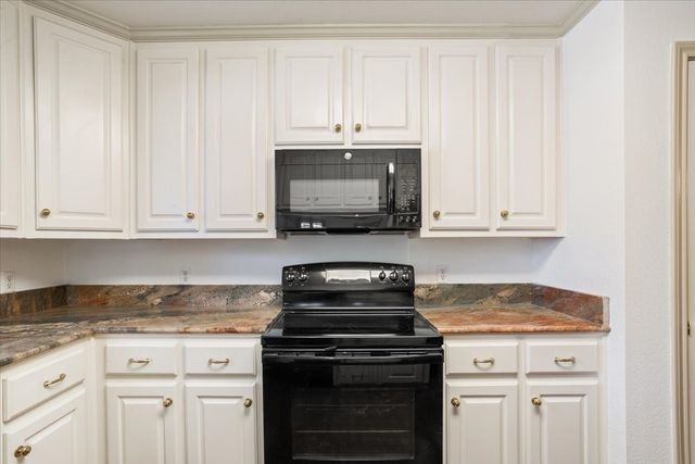 100 Village Circle, Waco, TX 76710