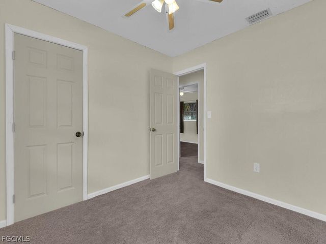 2124 E Gardenia CIR, North Fort Myers, FL 33917