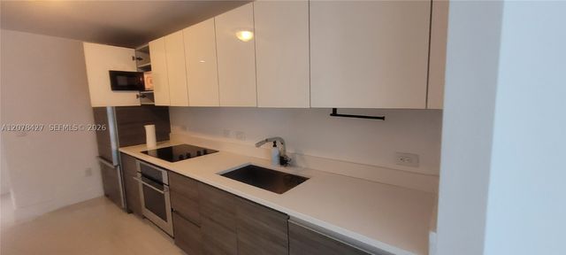 1100 S Miami Ave 3105, Miami, FL 33130