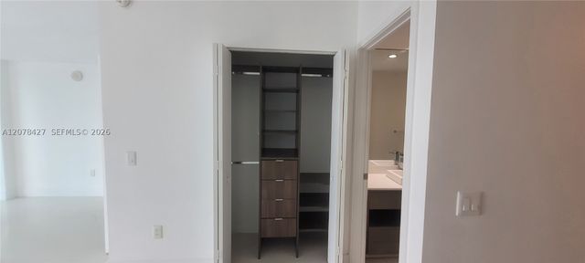 1100 S Miami Ave 3105, Miami, FL 33130