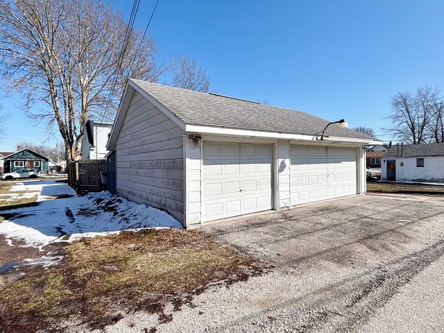 751 21st Street, East Moline, IL 61244