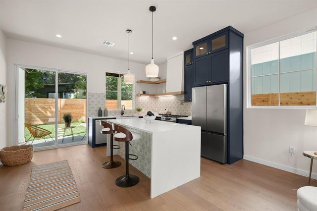 3103 Garwood ST 2, Austin, TX 78702