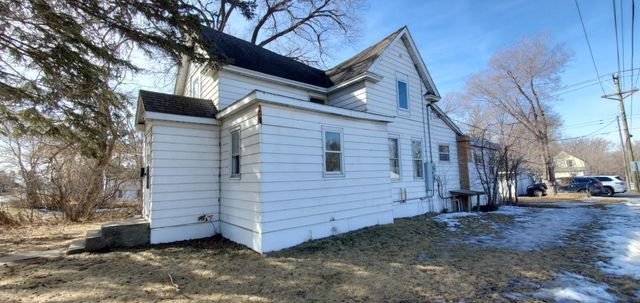 723 Irvine Avenue NW, Bemidji, MN 56601