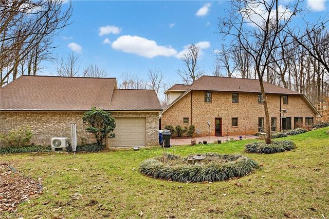 884 Northwind Drive, Winston-salem, NC 27127