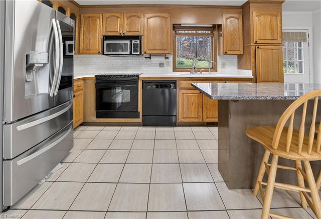 884 Northwind Drive, Winston-salem, NC 27127